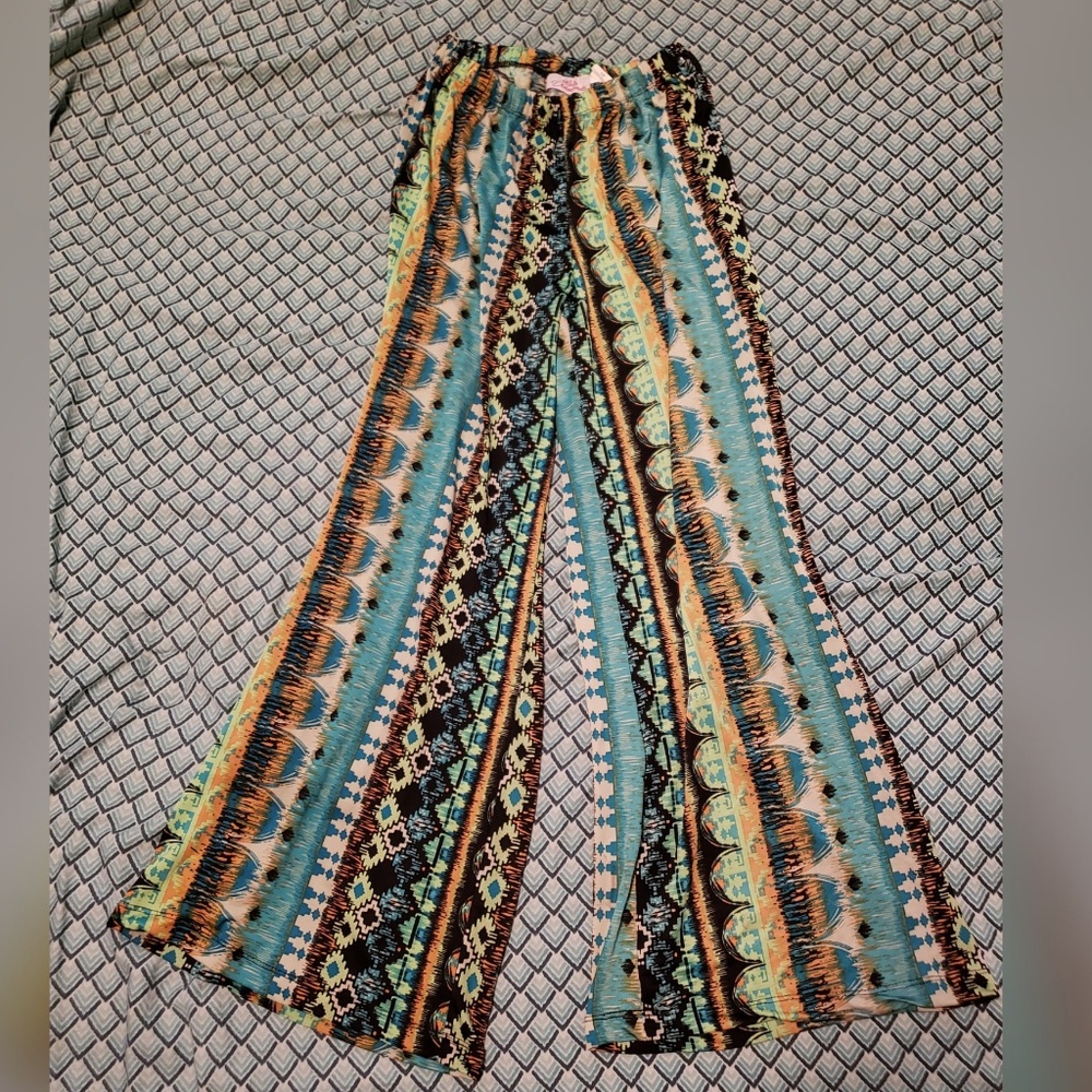 Patterned pants